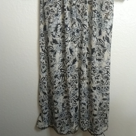 NWT for love and lemons gracie v neck maxi dress sz S - Picture 3 of 10